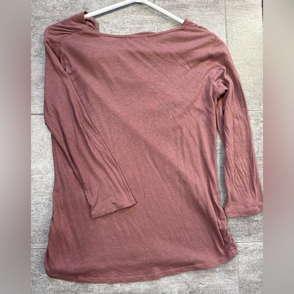 Dusty Rose Cowl Neck Gap 3/4 Length Long Sleeve Shirt - Picture 2 of 8